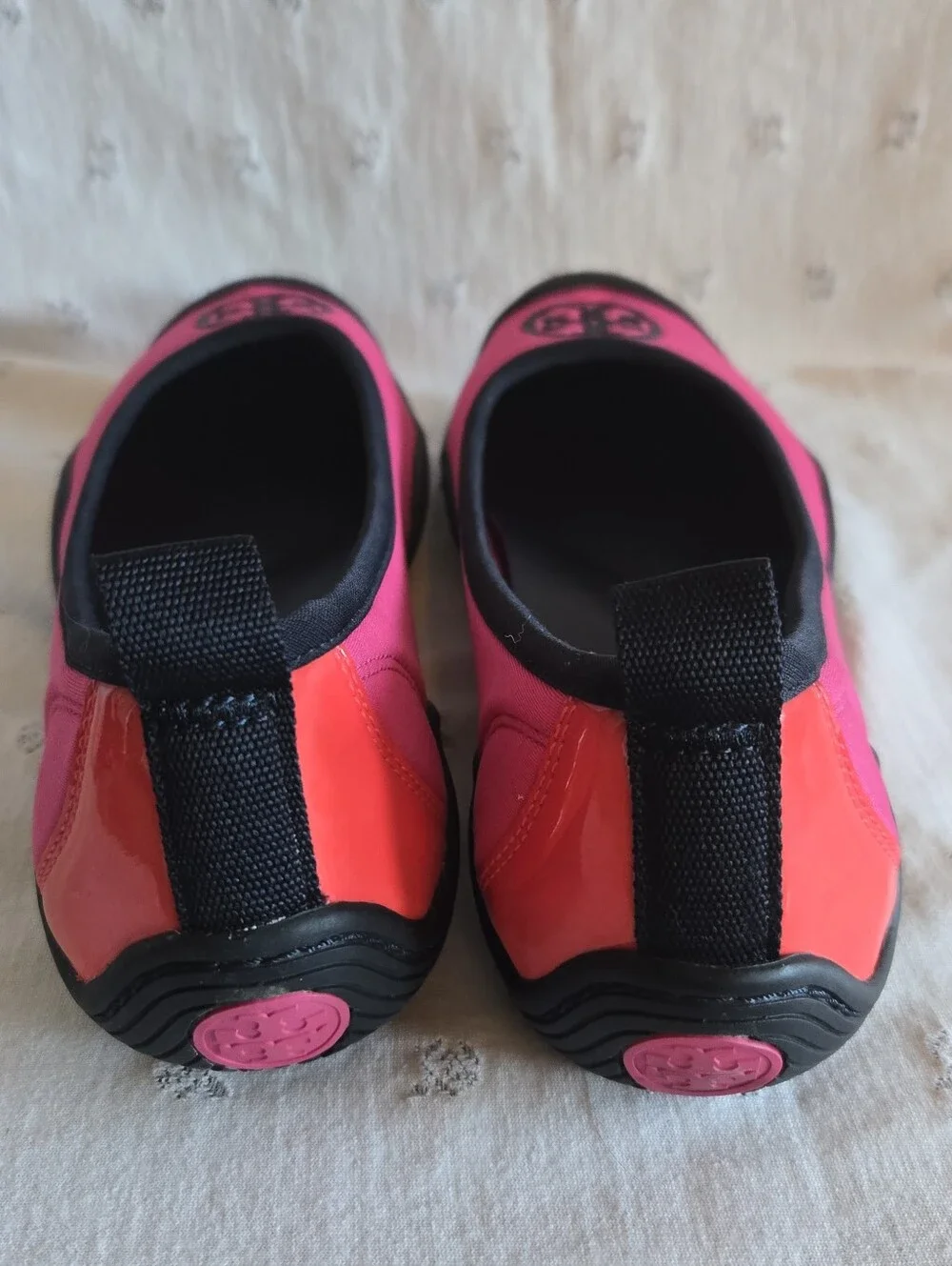 Tory Burch Hot Pink and Black Logo Slip-On Neoprene Water Shoes Size 9